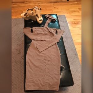 Beautiful choker dress 👗